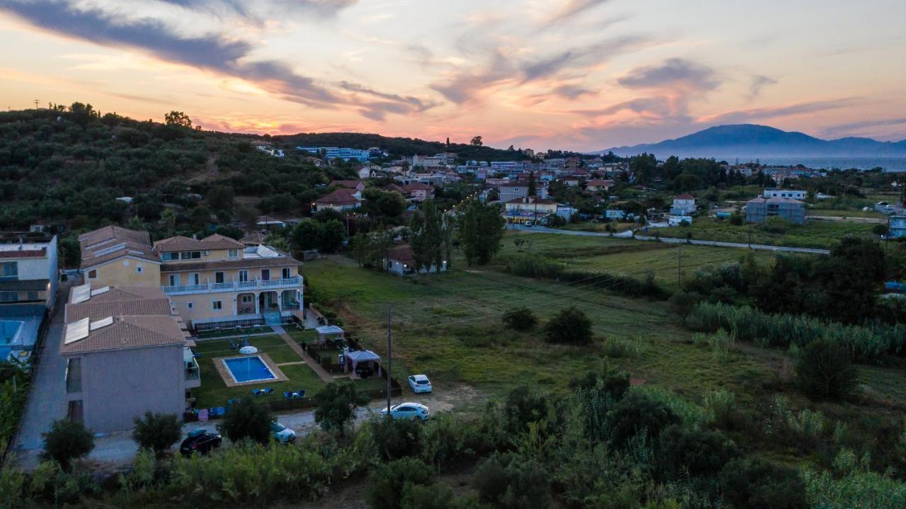 Hotel Petros 3*