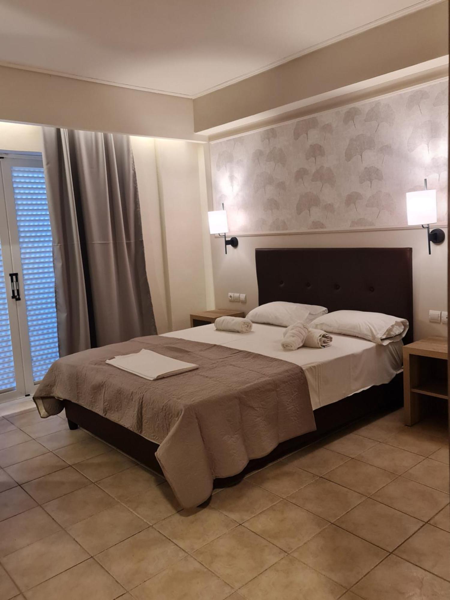Petros Hotel 3*