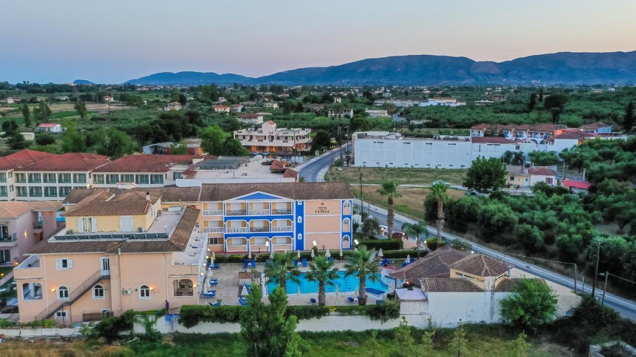 Hotel Petros
