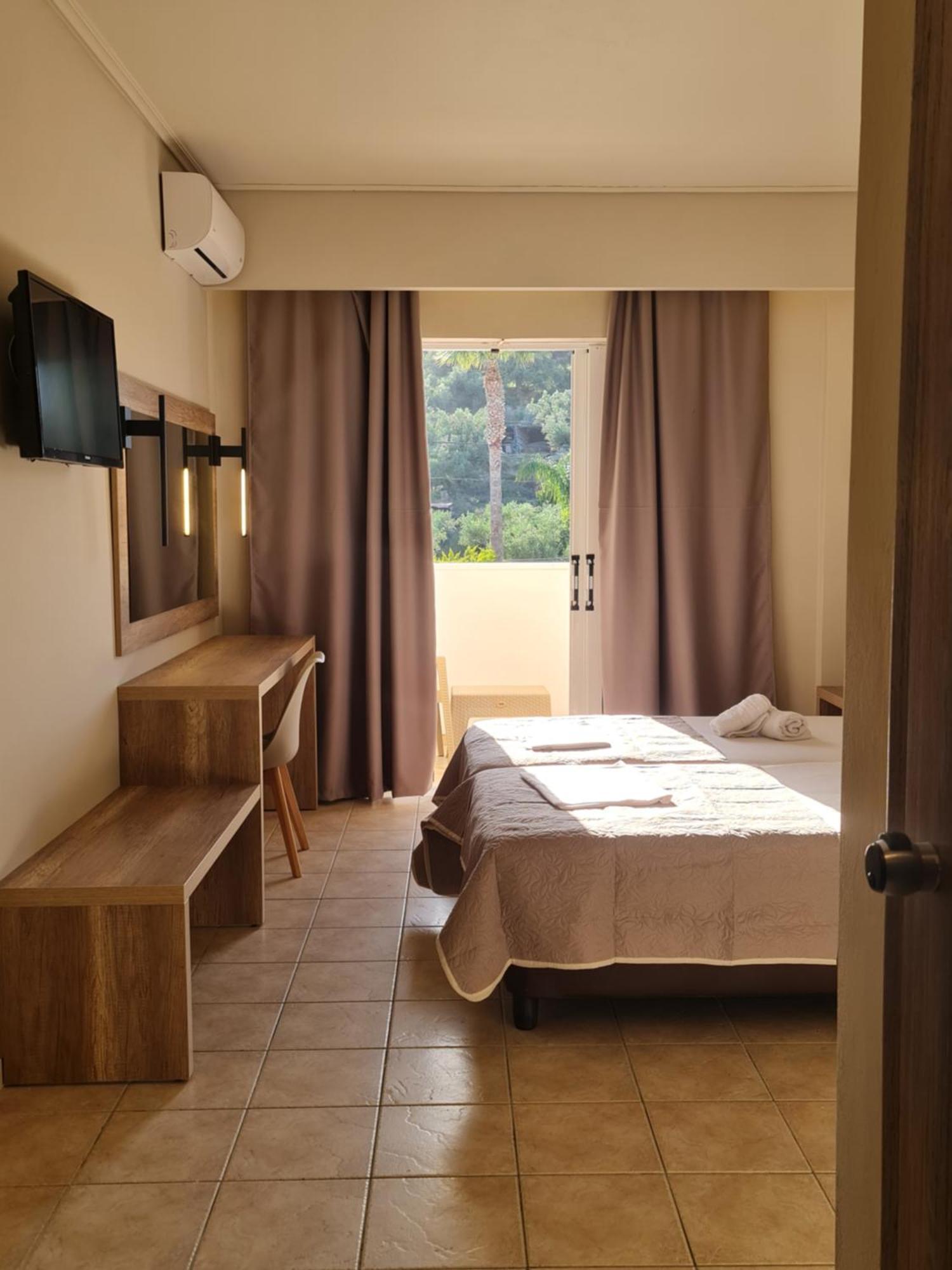 Hotel Petros